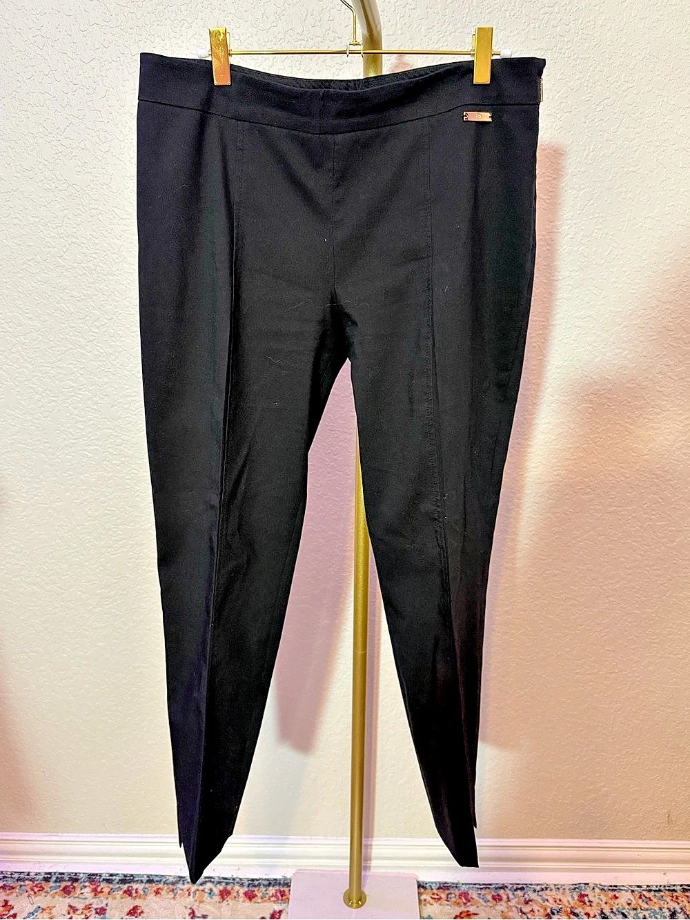 Tory Burch Cropped Black Pants Size 10 Like New (B6)